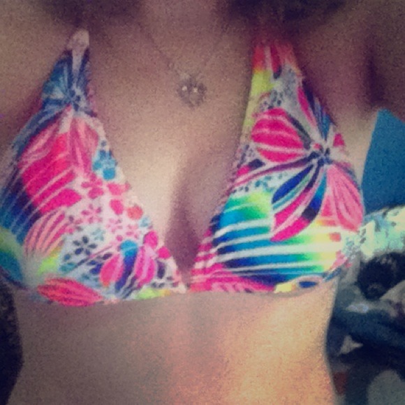 🏊BRIGHT SWIM TOP🏊💢SOLD💢