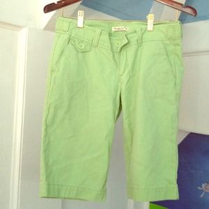 Green Abercrombie & Fitch Trousers!