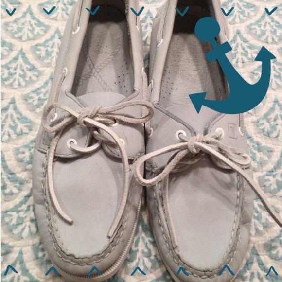 Light blue Sperry Top-Sider
