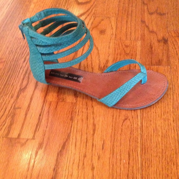 Steven teal ankle wrap sandal size 8 - Picture 3 of 4