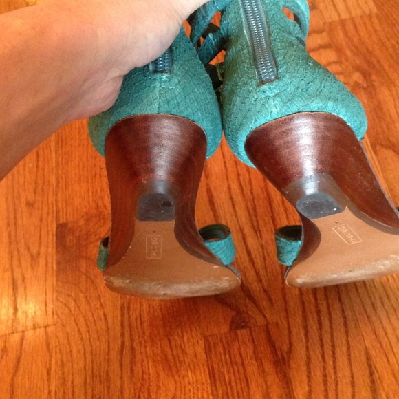 Steven teal ankle wrap sandal size 8 - Picture 4 of 4