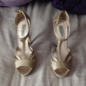 Steve Madden Gold Zipper Heels *FINAL REDUCTION*