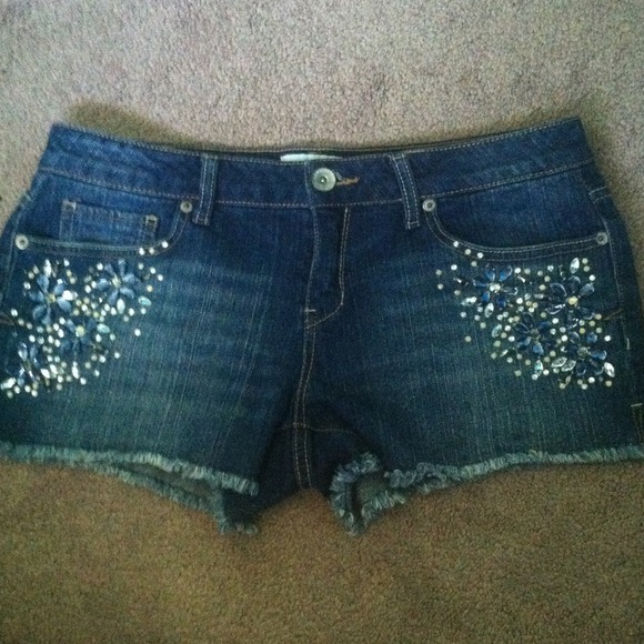 Original quality Aeropostale shorts.