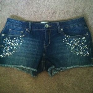 Original quality Aeropostale shorts.