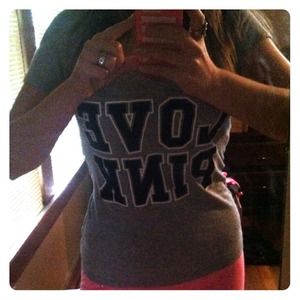 🚫RESERVED TRADE🚫Victoria's Secret Pink tee