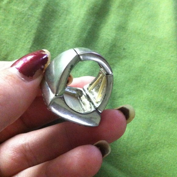 Ann Taylor ring - Picture 3 of 3