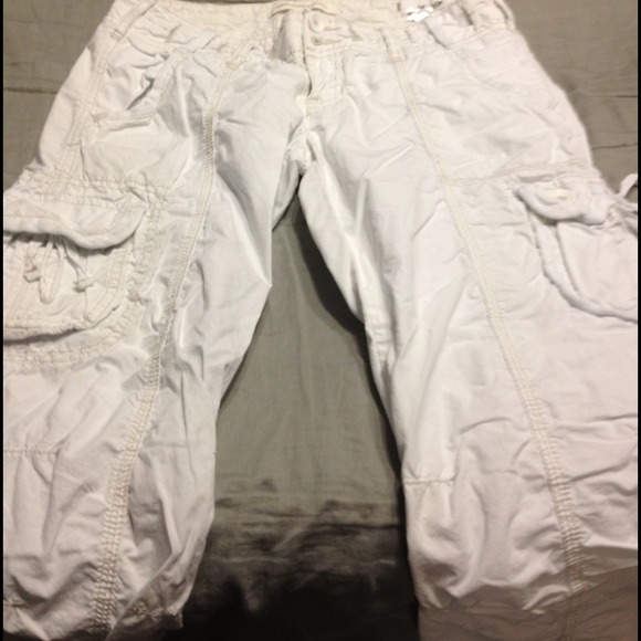 Sold Abercrombie and fitch cargo capris