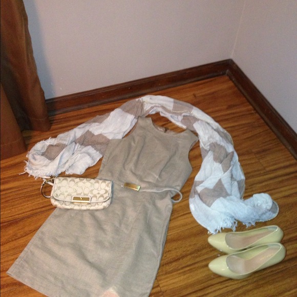 🎉HP 11/03🎉Sold in Bundle Michael Kors dress