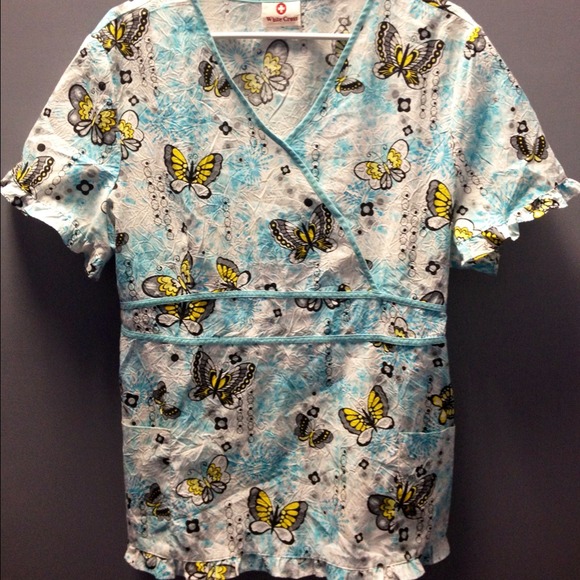 White cross scrub top size large