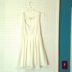 White L'atiste dress