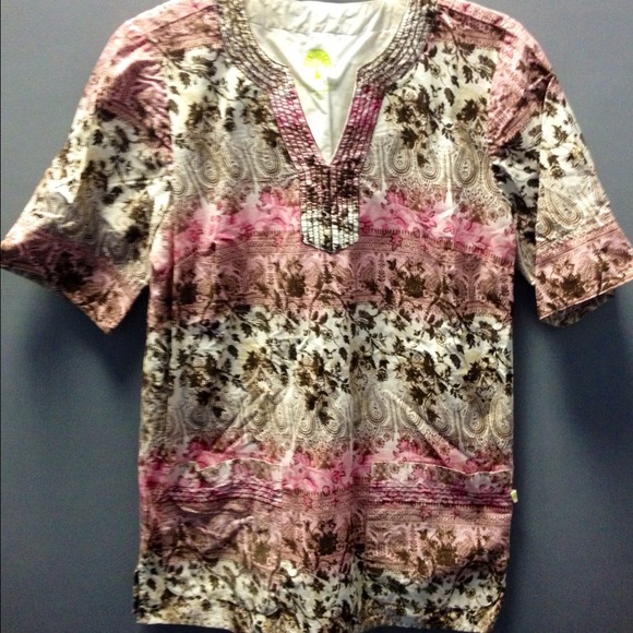 Healing hands scrub top