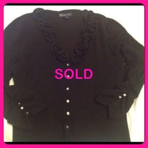 👏SOLD👏💜INC sz xl sweater a must have!💜