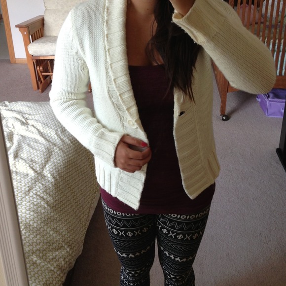 White knit cardigan - Picture 2 of 4