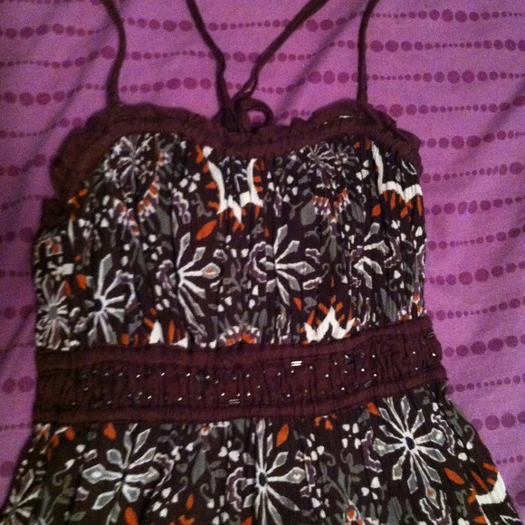 Strapy tank top! - Picture 2 of 3