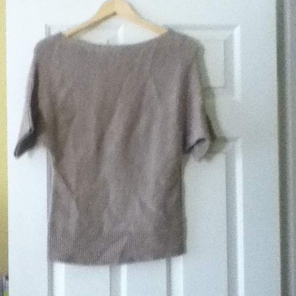 The limited s/s sweater