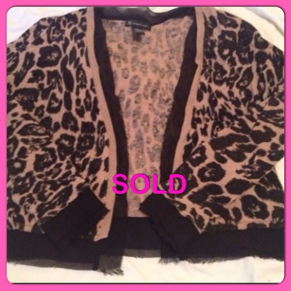 👏SOLD 👏INC Leopard print sweater sz xl