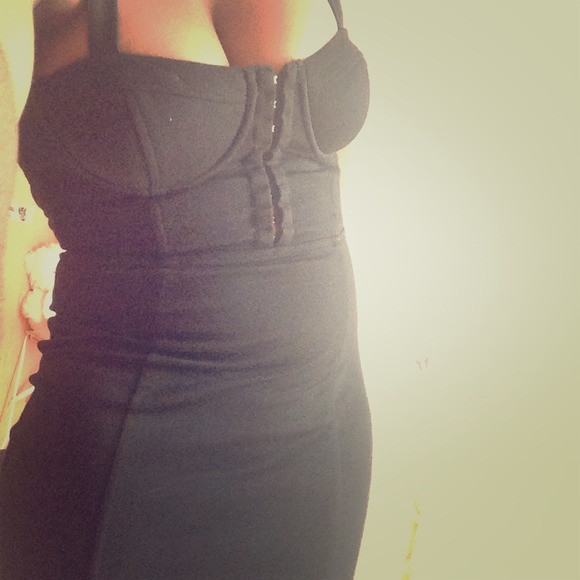 BRANDY MELVILLE BUSTIER MINI DRESS