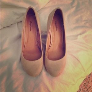 Traded to @bcastle 🎀