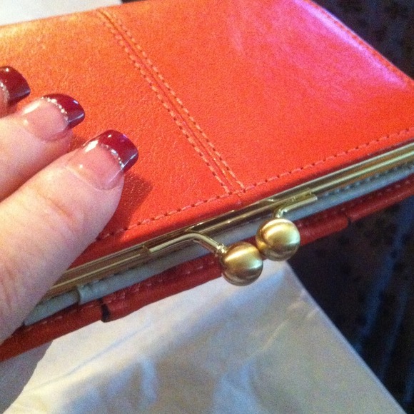 SOLD🎈overflowz1💋Authentic Coach Wallet❤ - Picture 3 of 4