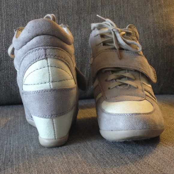 ❌SOLD in BUNDLE❌ - Picture 2 of 3