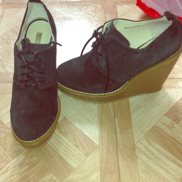 Black Oxford wedge shoes