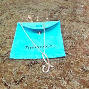 NWOT "L" necklace from Tiffany's!