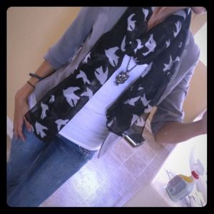 SOLD!!!! Sparrow scarf!