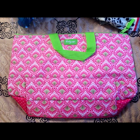 Monogrammed lunch box- never used! - Picture 2 of 3