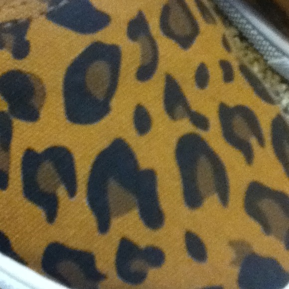 Cheetah Sneakers - Picture 2 of 3