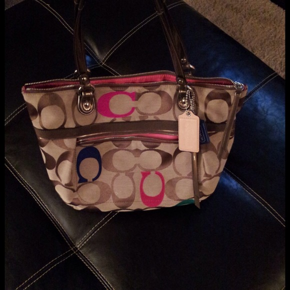 Sold Coach bag authentic - Picture 1 of 1
