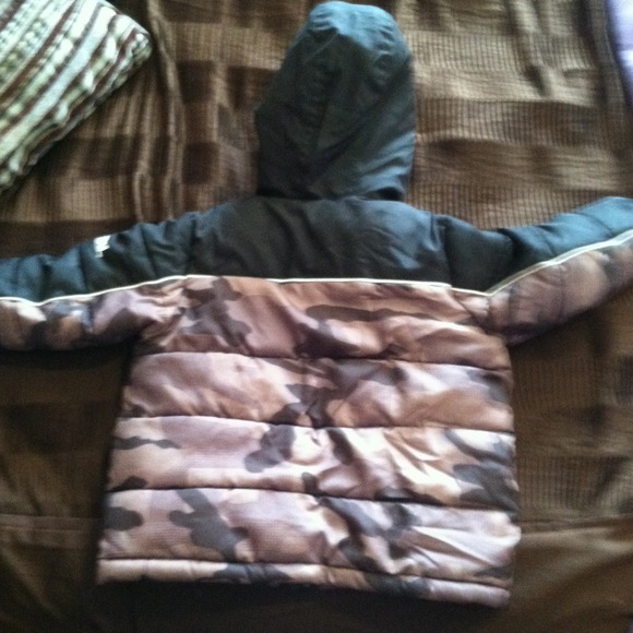 Toddler winter coat - Picture 2 of 4