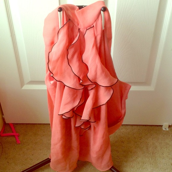 Salmon ruffle halter top size: small