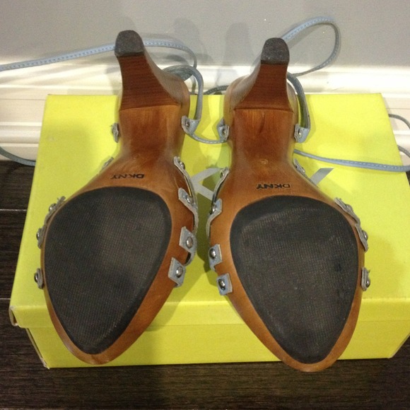 DKNY strappy sandals - Picture 4 of 4