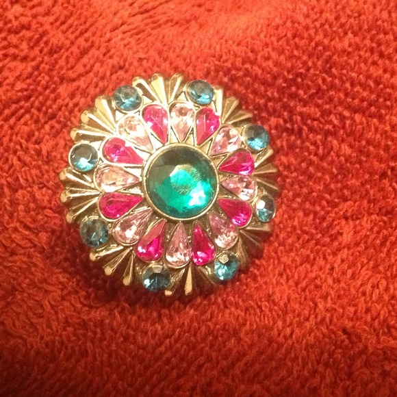 Multi-colored ring. - Picture 4 of 4