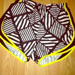 Bundle/ nike shorts!