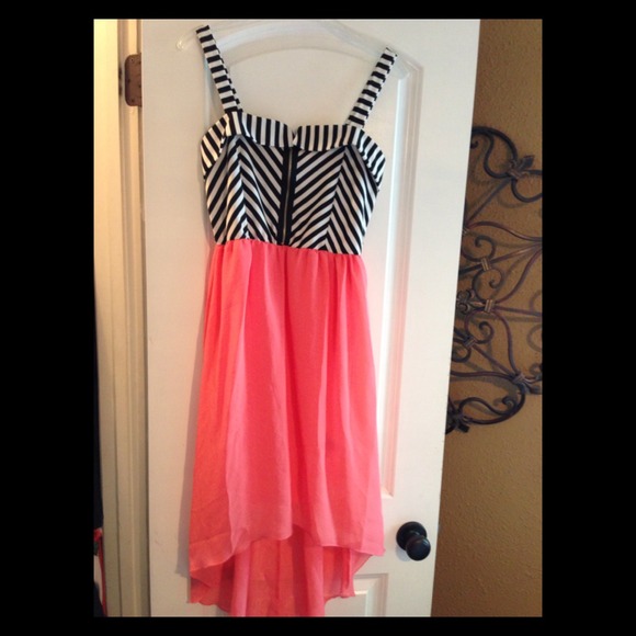 🚫TRADED🚫Beautiful high low dress!! TRADED