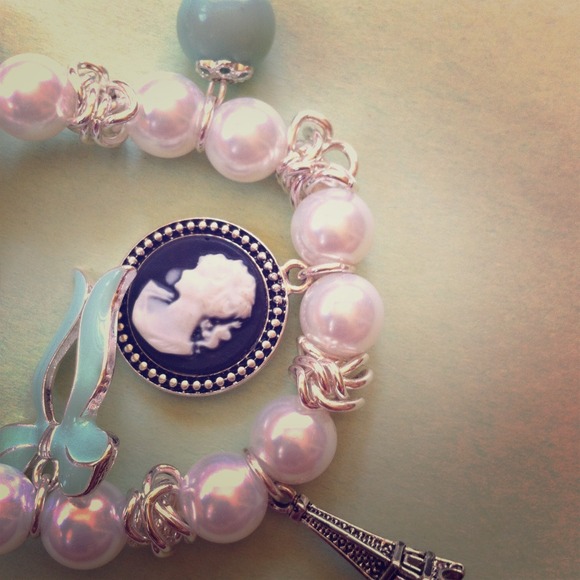 Vintage-Inspired Bracelet