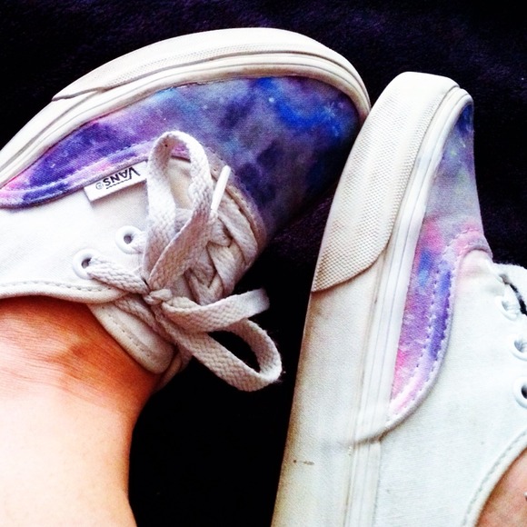 Custom vans - Picture 2 of 2