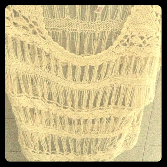 Crop knit shirt