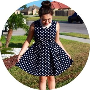 **SOLD** Forever 21 Polkadot Collar Dress