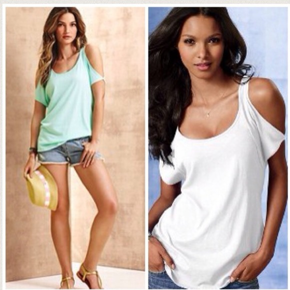 Victoria's Secret Tops - New VS cut out shoulder tee
