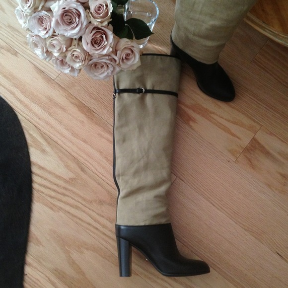 Sergio Rossi long Linen and leather Boots - Picture 2 of 4