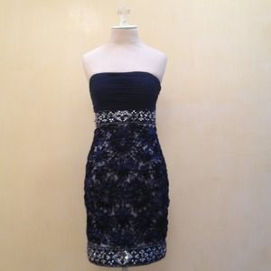 Sue Wong Size 2 Navy Strapless Party Dress