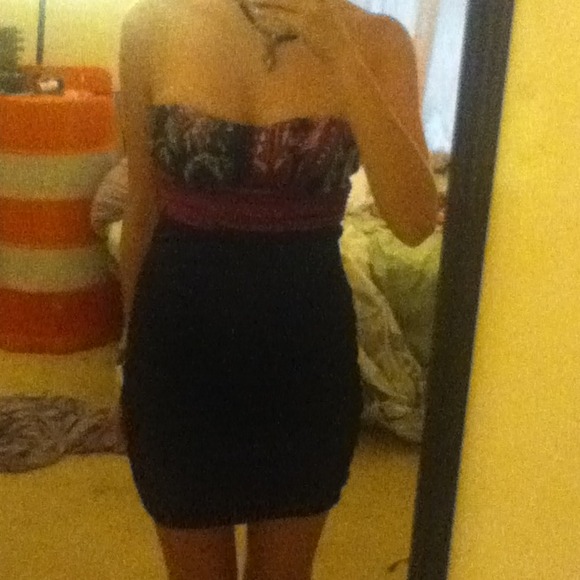 Strapless dress