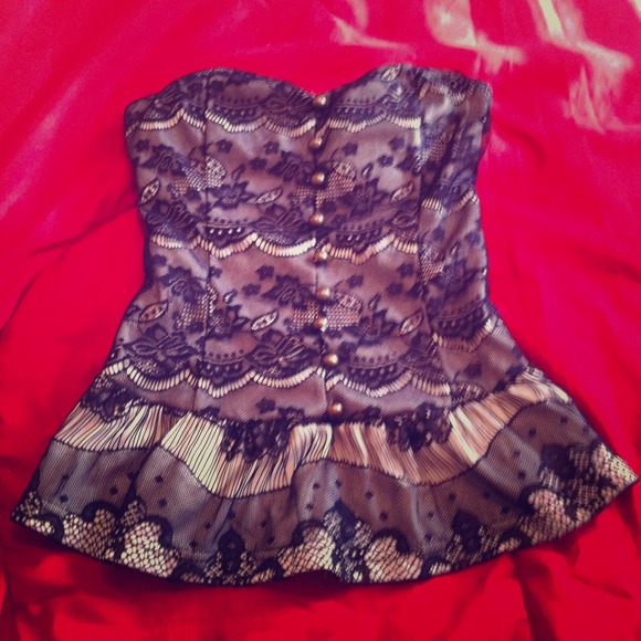 Lace tube top with buttons. Only been worn once!