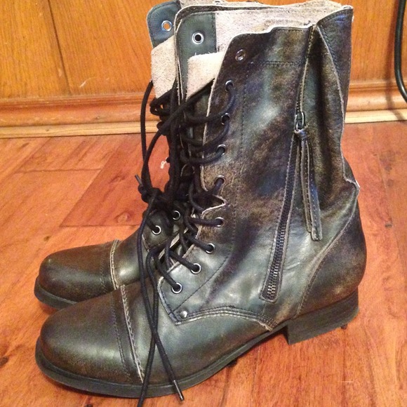 Aldo combat boots