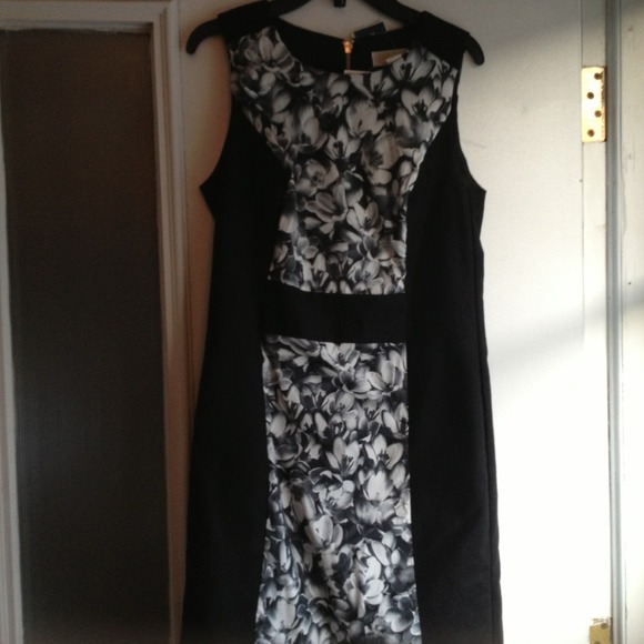 !Michael Kors dress