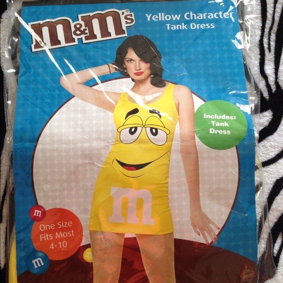 Women's Halloween costume, Yellow M&M