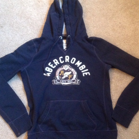Navy Abercrombie sweatshirt. !!!!sold!!!!