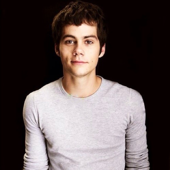DYLAN O'BRIEN 😍 - Picture 3 of 4